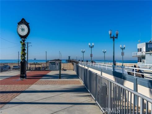 123  13th  1  Street, Seal Beach, CA