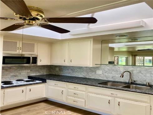 13101 Del Monte Dr., M11-279d , Seal Beach, CA
