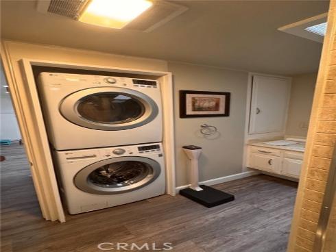 1542 Merion Way, Seal Beach, CA