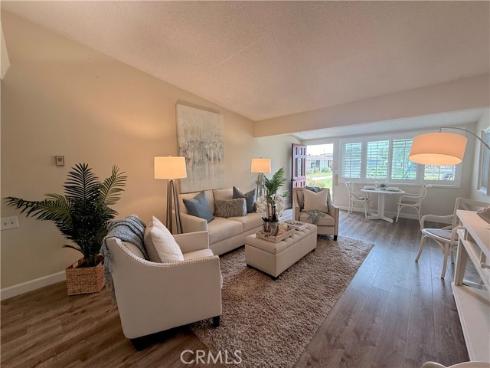 13860  Saint Andrew's Drive  60B , Seal Beach, CA