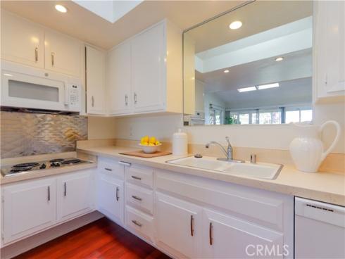 13220  Southport  170L  Lane, Seal Beach, CA