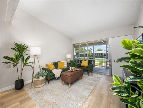 1271 Kenwood 163H LaneM-7, Seal Beach, CA