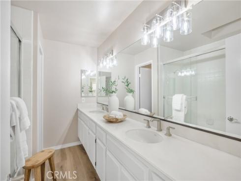 341 Regatta Way, Seal Beach, CA