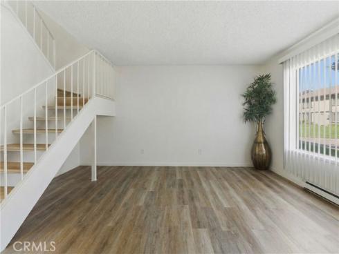 7085 Fulton , Stanton, CA