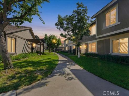 7085 Fulton , Stanton, CA