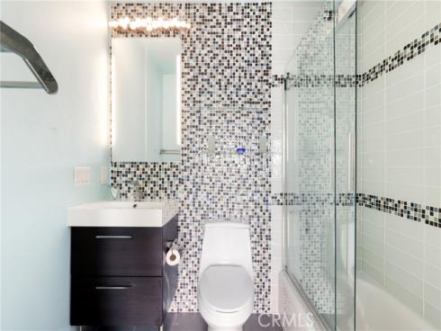2 Serena Way, Stanton, CA