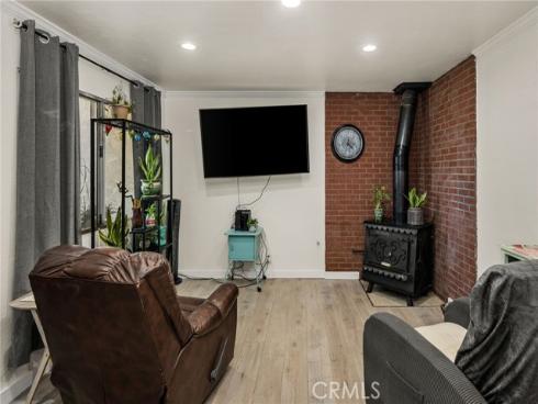 7381 Katella Avenue, Stanton, CA