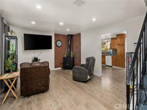 7381 Katella Avenue, Stanton, CA