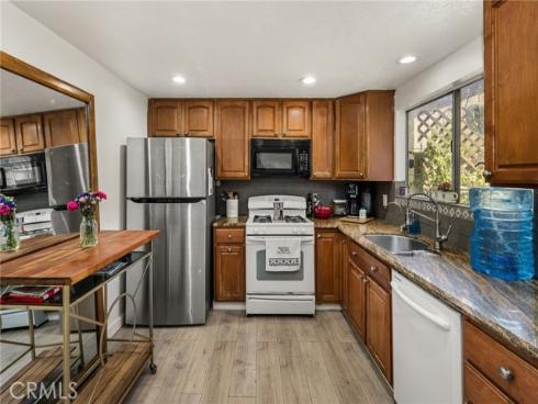 7381 Katella Avenue, Stanton, CA