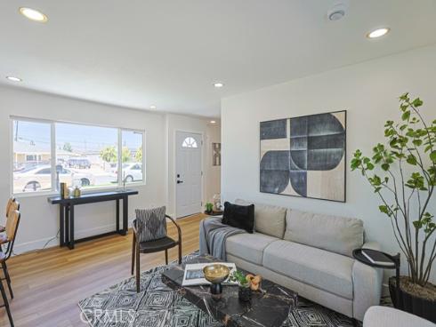 11842 Santa Rosalia , Stanton, CA