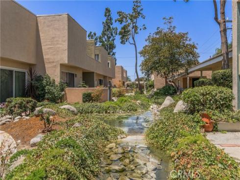 10758 Knott , Stanton, CA