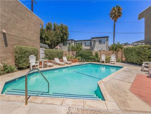 10758 Knott , Stanton, CA