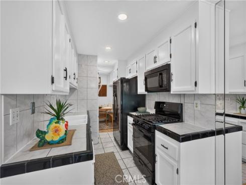 10758 Knott , Stanton, CA