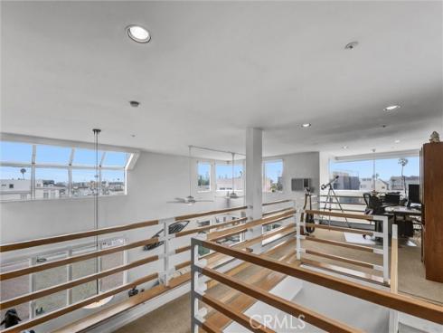 16745 Bayview B Drive, Sunset Beach, CA
