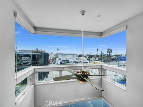16745 Bayview B Drive, Sunset Beach, CA