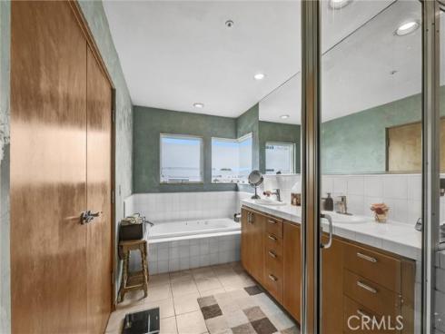 16745 Bayview B Drive, Sunset Beach, CA