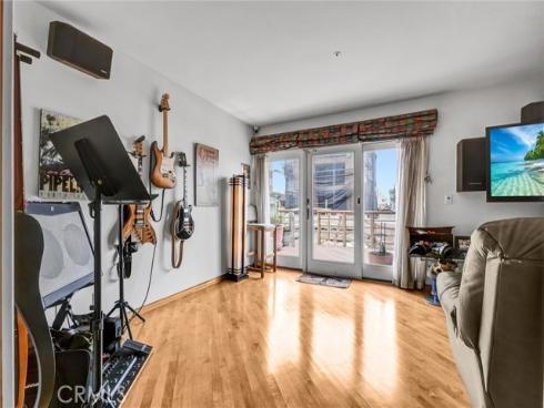 16745 Bayview B Drive, Sunset Beach, CA