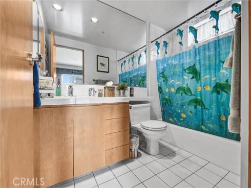 16745 Bayview B Drive, Sunset Beach, CA