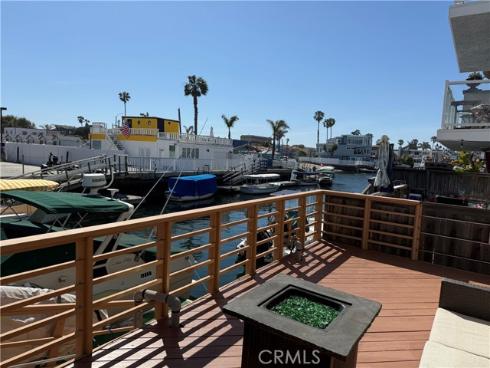 16745 Bayview B Drive, Sunset Beach, CA