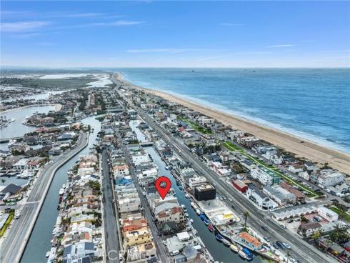 16745 Bayview B Drive, Sunset Beach, CA