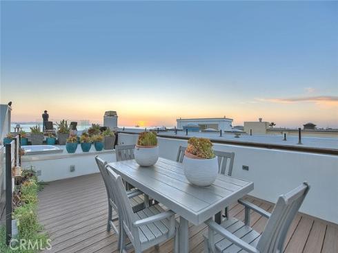 99 Surfside , Surfside, CA