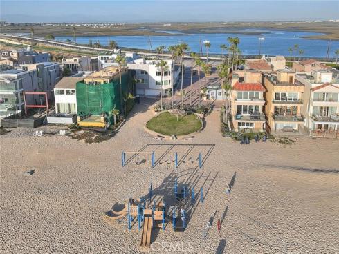 99 Surfside , Surfside, CA