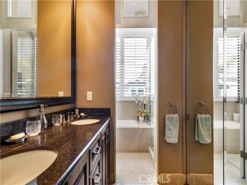 67 A Surfside Avenue, Surfside, CA