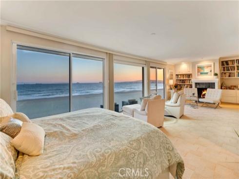 67 A Surfside Avenue, Surfside, CA