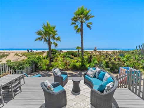 17111 S Pacific Avenue, Sunset Beach, CA