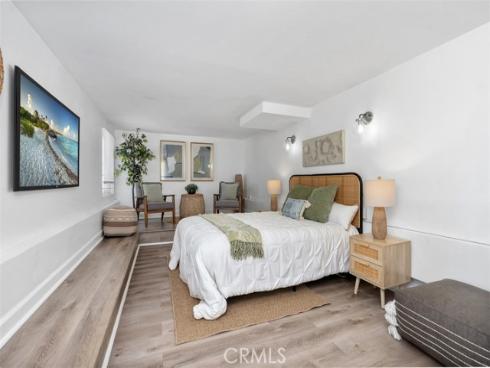 17111 S Pacific Avenue, Sunset Beach, CA