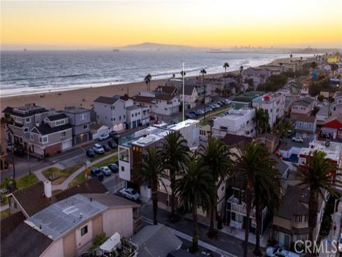 16811  14th  , Sunset Beach, CA