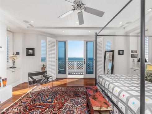 17027 S Pacific   Avenue, Sunset Beach, CA