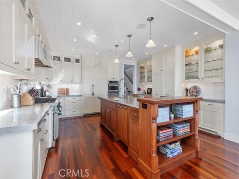 17027 S Pacific   Avenue, Sunset Beach, CA