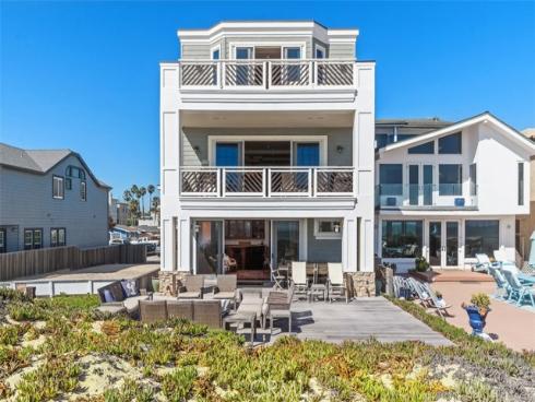 17027 S Pacific   Avenue, Sunset Beach, CA