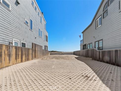 17027 S Pacific   Avenue, Sunset Beach, CA