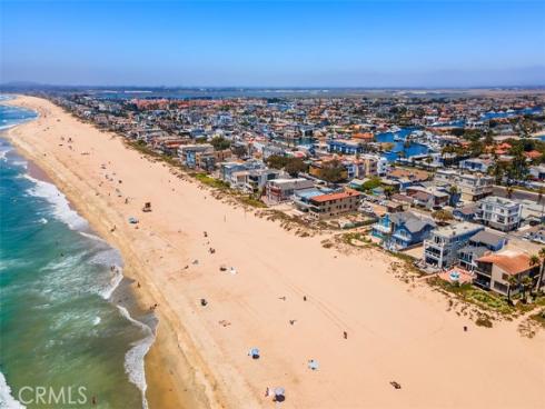 17027 S Pacific   Avenue, Sunset Beach, CA