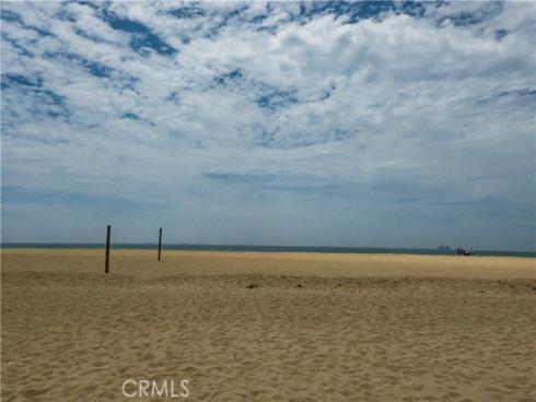 48 B Surfside Avenue , Surfside, CA