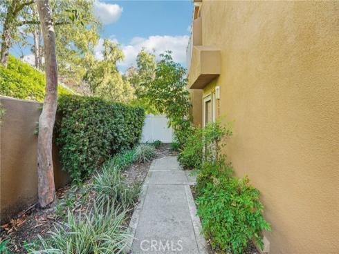 28515  Klondike  , Trabuco Canyon, CA