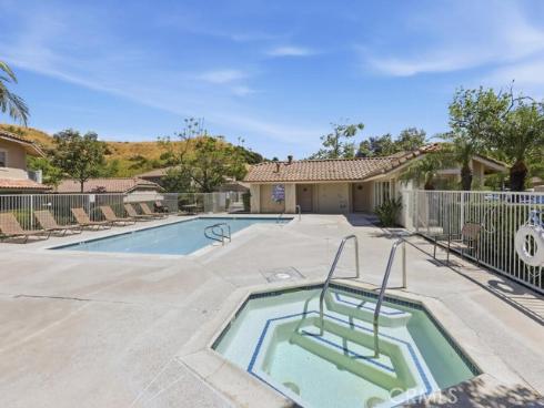 19801 Meadow Ridge 19 , Trabuco Canyon, CA