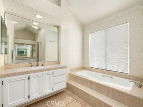 61 Summitcrest , Trabuco Canyon, CA