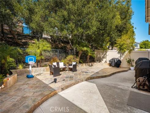 25  Homestead  , Trabuco Canyon, CA
