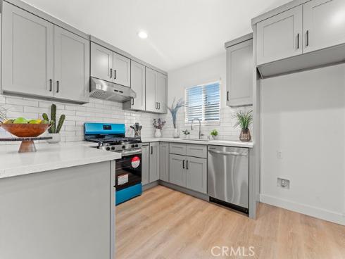 1056  Walter   Avenue, Tustin, CA