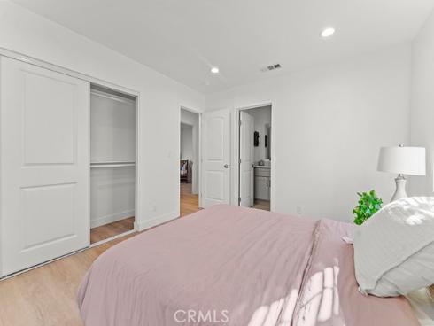 1056  Walter   Avenue, Tustin, CA