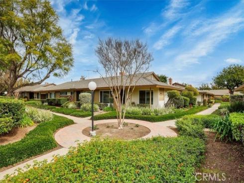 13902 Yorba 14C , Tustin, CA