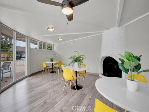 13902 Yorba 14C , Tustin, CA