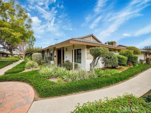 13902 Yorba 14C , Tustin, CA