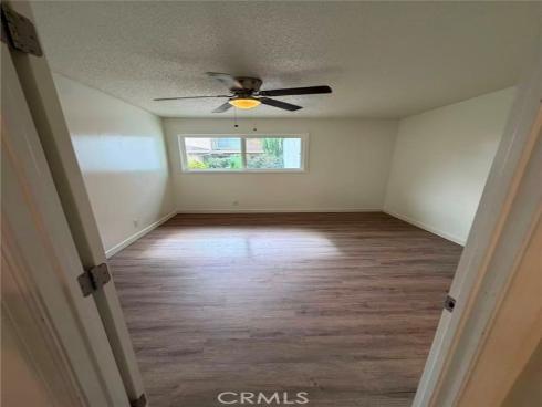 15821  S Myrtle  , Tustin, CA