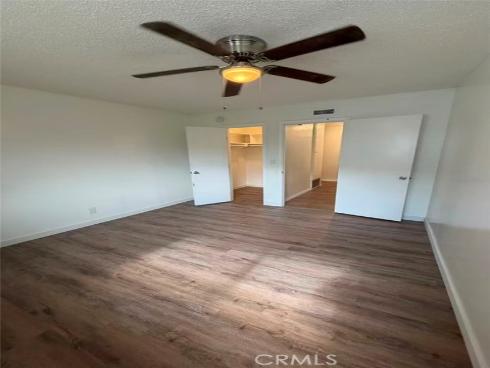 15821  S Myrtle  , Tustin, CA