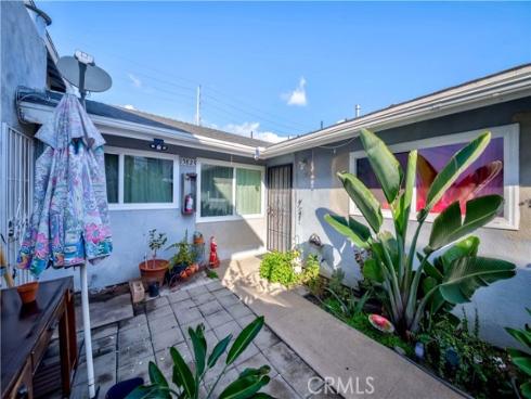 15821  S Myrtle  , Tustin, CA