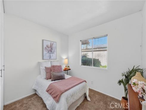 1881  Mitchell  95 , Tustin, CA